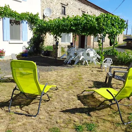 Maison Charmante A Mercoeur Avec Jardin Et Parking * Sercoeur